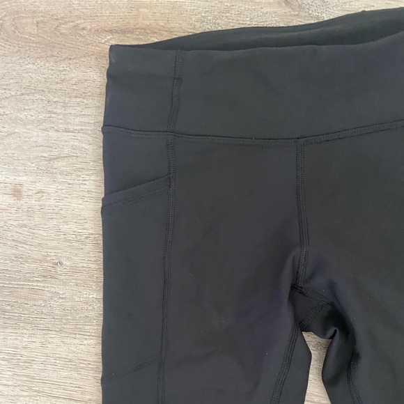 Lululemon Scallop Hem Leggings - Picture 2 of 6